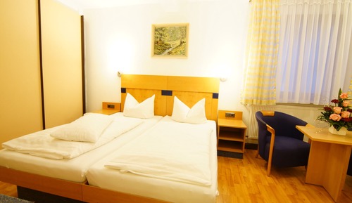 Classic Double Room