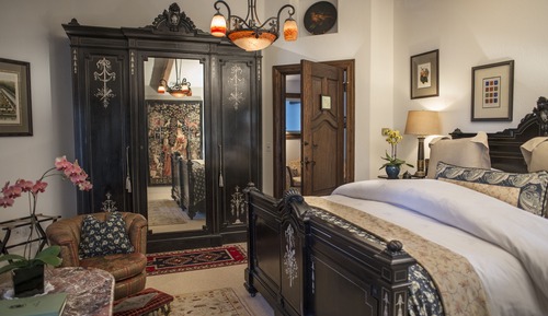 Romantic Room, 1 King Bed (The Saffron Room)