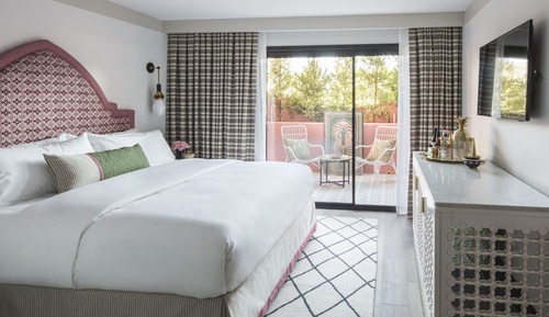 Superior Room, 1 King Bed (Guestroom)