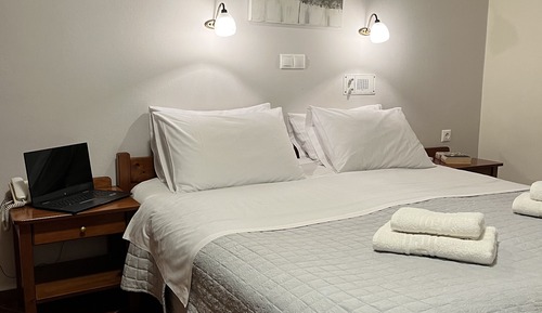 Superior Double Room, Partial Sea View
