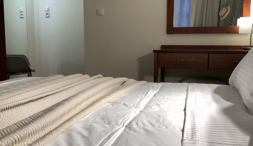 Junior Suite, Partial Sea View