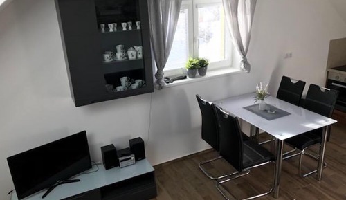 Classic Suite (9, 10)