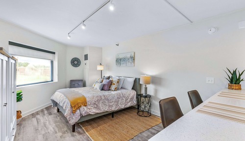 Suite, 1 Queen Bed, Non Smoking