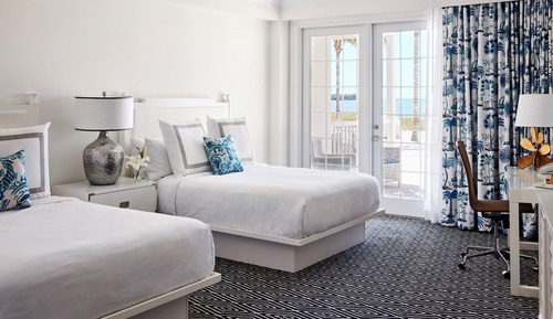 Oceanfront Veranda Two Bedroom Guestroom, Two Queens Primary/One King Room