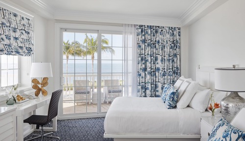 Oceanfront Balcony Two Bedroom Guestroom, Two Queens Primary/One King Room