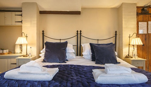 Family Double or Twin Room, Ensuite (Barley Bin)