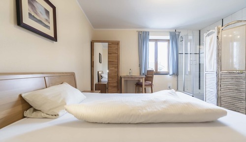 Basic Single Room, Accessible, Non Smoking