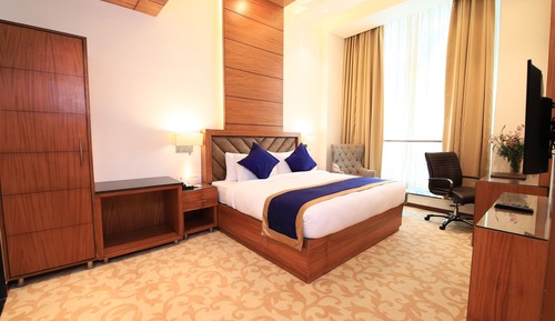 Luxury Suite, 1 King Bed