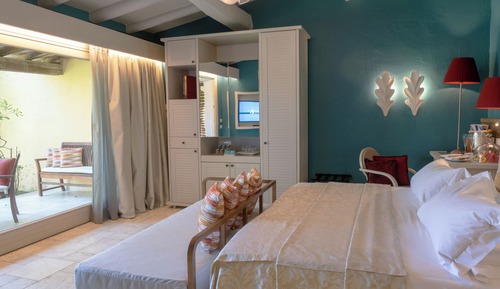 Deluxe Bungalow
