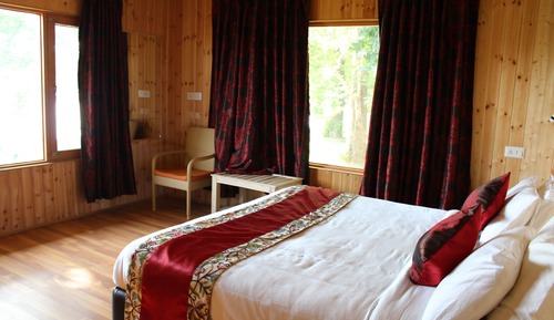 Premium Lakeview Room