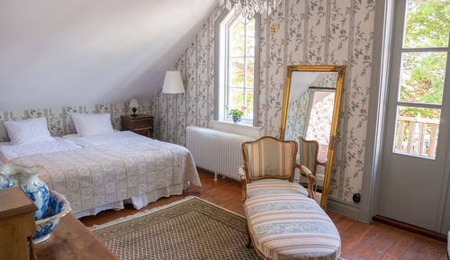 Suite, Sea View