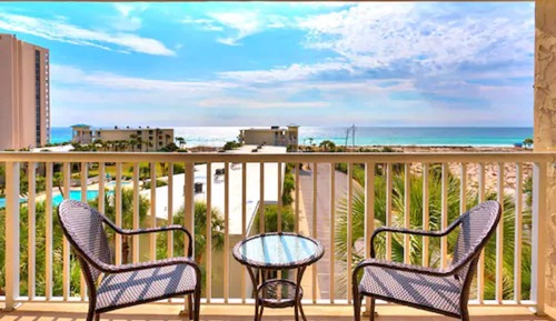 Condo, 2 Bedrooms