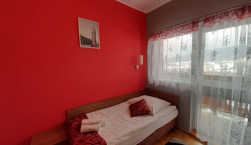 Twin Room (9)