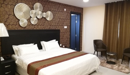 Deluxe Double or Twin Room