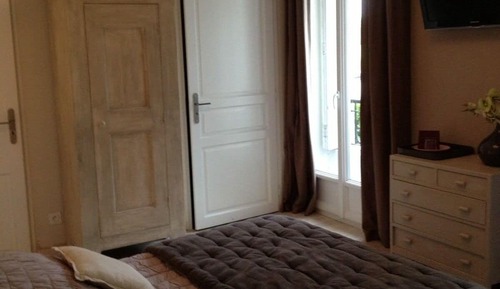Double Room, Ensuite, Mountain View (Lou)