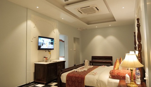 Maharaja Suite