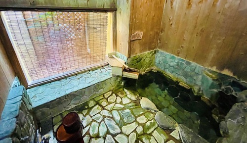 Annex SHUNSOU - Quadruple Room with Hot Spring Rock Bath	