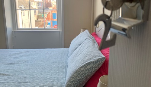 Double Room, 1 Double Bed