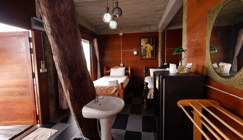 Superior Room with River View (Double&Single bed)