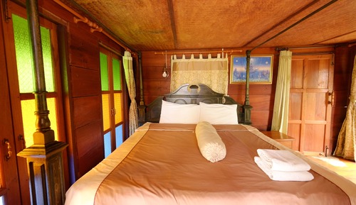 Standard Twin Room with Garden View
