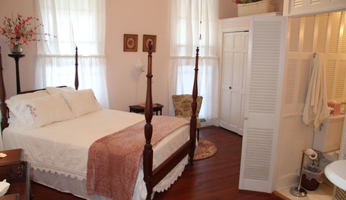 Classic Room, Private Bathroom (The Pink Stateroom)