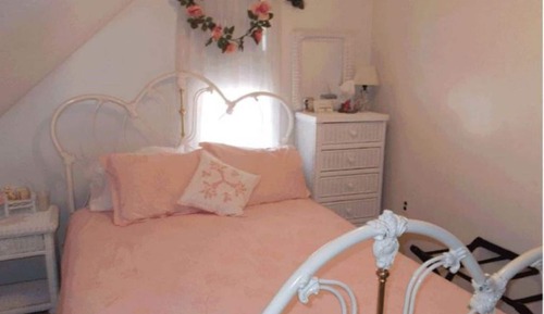 Standard Suite, Ensuite (Cambridge Suite 7/8)