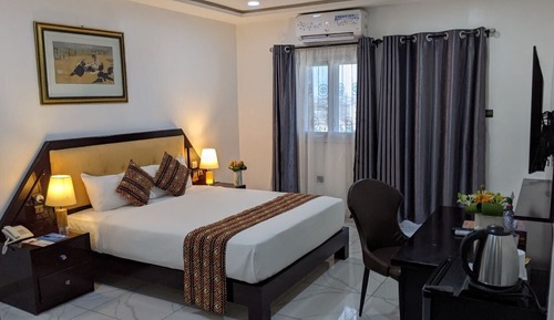 Deluxe Single Room