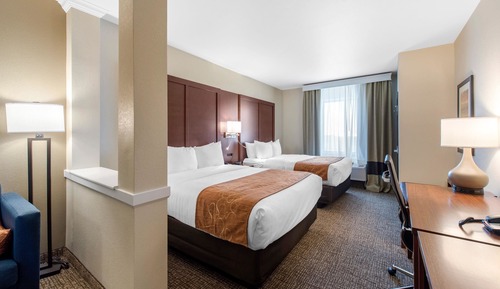 Suite, Multiple Beds, Non Smoking
