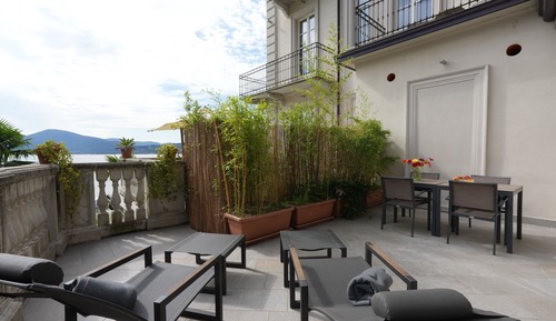 Suite Side Lake