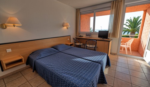 Double or Twin Room, Sea View