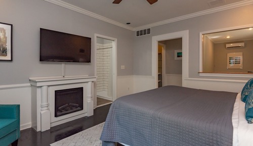 Romantic Suite, Private Bathroom (4)