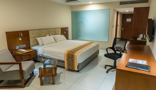 Deluxe Double Room, 1 King Bed