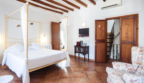 Double Room, Balcony