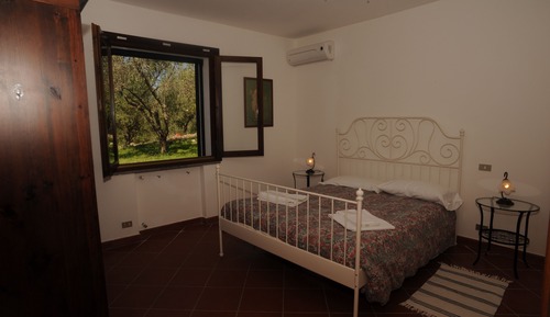 Comfort Apartment, 2 Bedrooms, Patio (Ginestra)