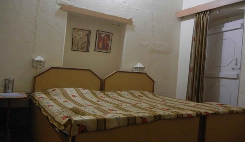 Standard Double Room, 1 Queen Bed
