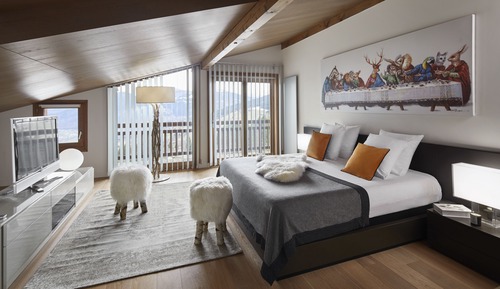 Room (The Rooftop)