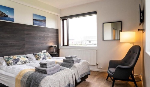 Twin Room, Private Bathroom