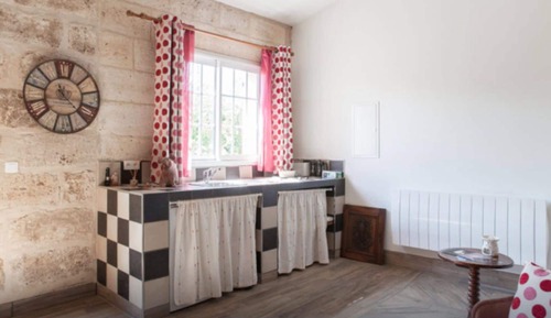 Comfort Cottage, 1 King Bed, Accessible, Garden View (Bois)