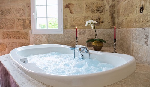 Romantic Suite, 1 King Bed, Accessible, Bathtub (Feu)