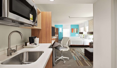 Studio, 2 Queen Beds, Accessible (Hearing)