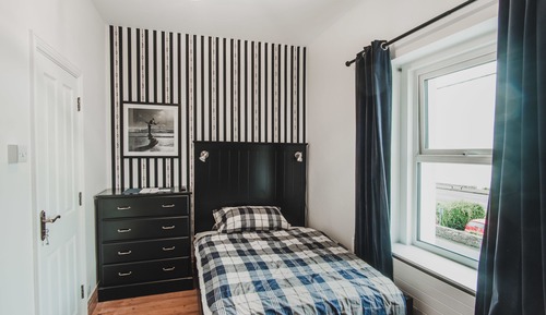 Single Room, 1 Double Bed