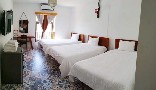 Basic Triple Room