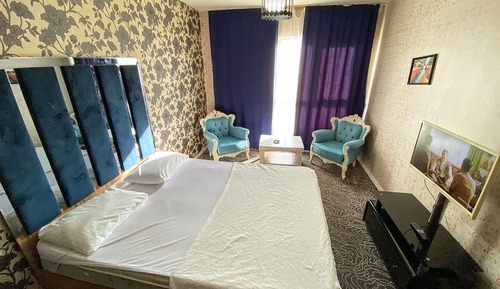 Studio Suite, 1 Queen Bed