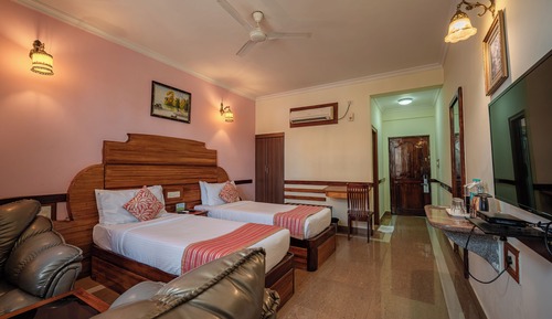 Deluxe Double or Twin Room