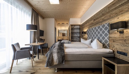 Premium Room