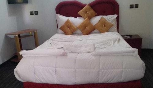 Basic Double Room