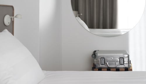 Standard Room, 1 Queen Bed (Extra Bed Possible)