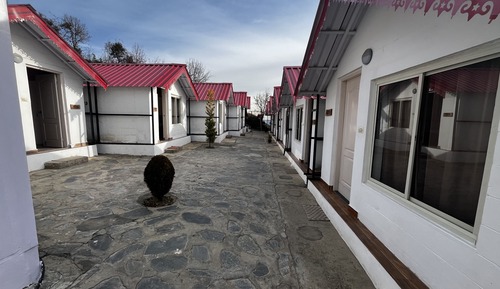 Deluxe Cottage