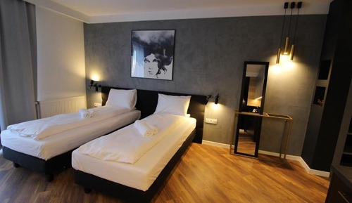 Standard Apartment (number 106,206)