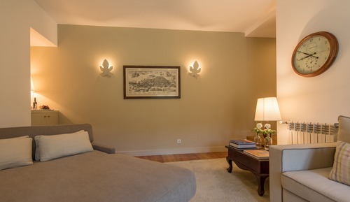 Suite Master (Manor House)